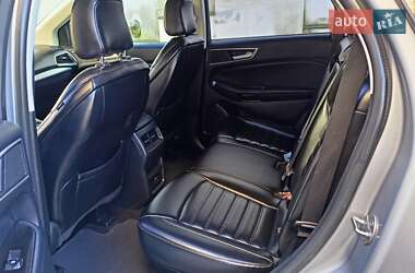 Позашляховик / Кросовер Ford Edge 2020 в 