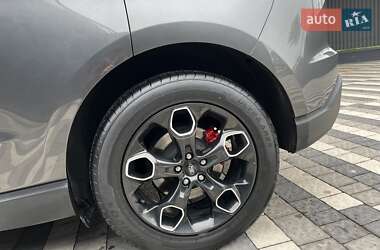 Позашляховик / Кросовер Ford Edge 2018 в 