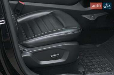 Внедорожник / Кроссовер Ford Edge 2019 в 