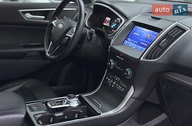 Внедорожник / Кроссовер Ford Edge 2019 в 
