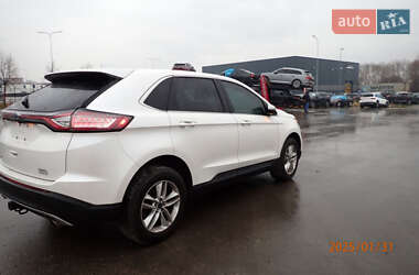Позашляховик / Кросовер Ford Edge 2016 в 