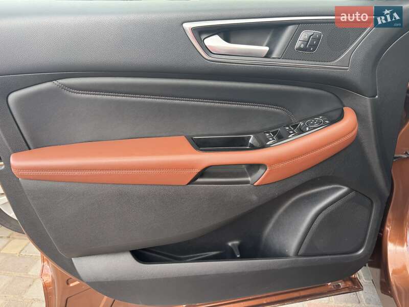Позашляховик / Кросовер Ford Edge 2016 в Миколаєві