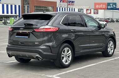 Внедорожник / Кроссовер Ford Edge 2019 в 