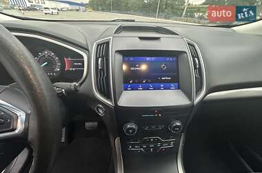 Внедорожник / Кроссовер Ford Edge 2019 в 