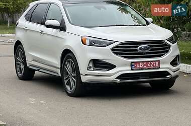 Внедорожник / Кроссовер Ford Edge 2020 в 