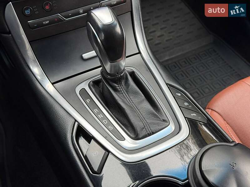 Внедорожник / Кроссовер Ford Edge 2016 в Хмельницком