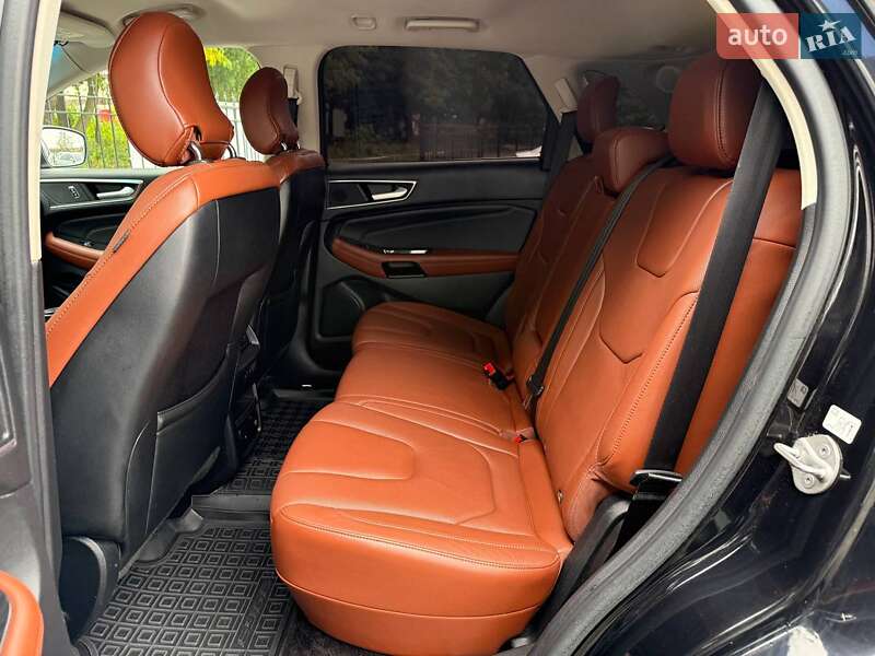 Внедорожник / Кроссовер Ford Edge 2016 в Хмельницком