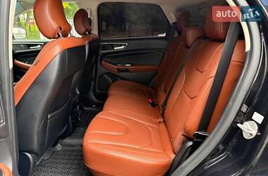 Внедорожник / Кроссовер Ford Edge 2016 в 