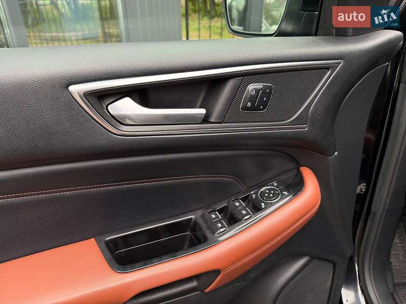 Внедорожник / Кроссовер Ford Edge 2016 в Хмельницком