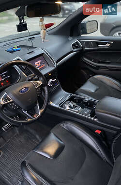 Внедорожник / Кроссовер Ford Edge 2019 в 