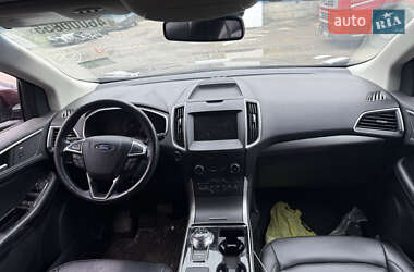 Позашляховик / Кросовер Ford Edge 2020 в 