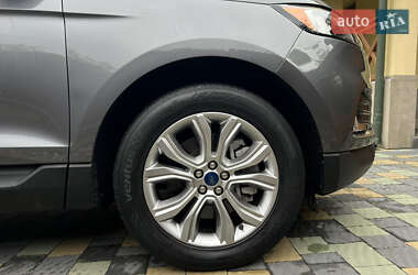 Внедорожник / Кроссовер Ford Edge 2022 в 