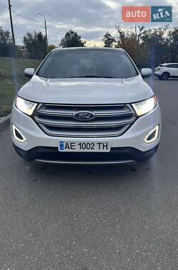 Внедорожник / Кроссовер Ford Edge 2015 в 