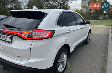 Внедорожник / Кроссовер Ford Edge 2015 в 