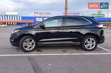 Внедорожник / Кроссовер Ford Edge 2017 в 