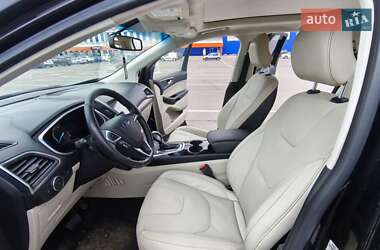 Внедорожник / Кроссовер Ford Edge 2017 в 