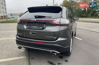 Внедорожник / Кроссовер Ford Edge 2018 в 