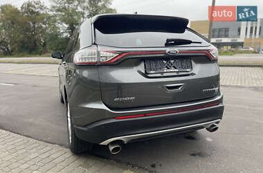 Внедорожник / Кроссовер Ford Edge 2018 в 