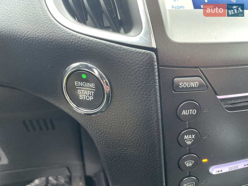 Внедорожник / Кроссовер Ford Edge 2018 в Киеве