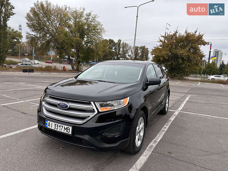 Внедорожник / Кроссовер Ford Edge 2017 в 