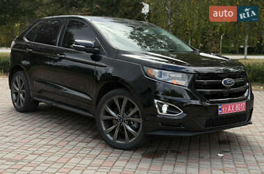 Внедорожник / Кроссовер Ford Edge 2018 в 