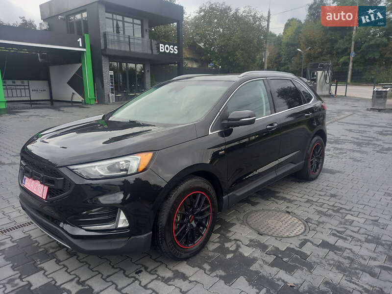Внедорожник / Кроссовер Ford Edge 2020 в 