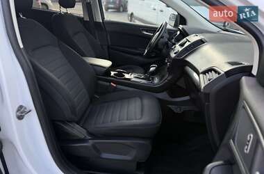 Внедорожник / Кроссовер Ford Edge 2019 в 