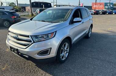 Внедорожник / Кроссовер Ford Edge 2018 в 