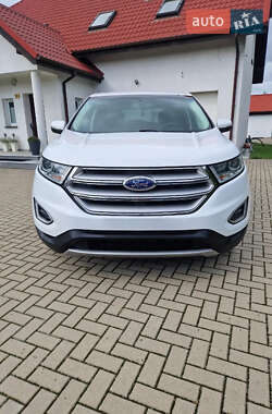 Внедорожник / Кроссовер Ford Edge 2016 в 
