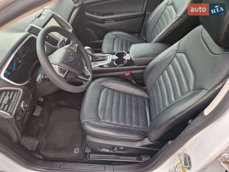 Внедорожник / Кроссовер Ford Edge 2016 в Львове