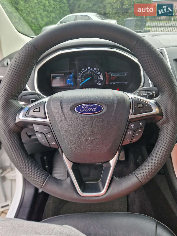 Внедорожник / Кроссовер Ford Edge 2016 в Львове