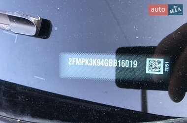 Внедорожник / Кроссовер Ford Edge 2016 в 