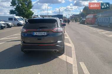 Позашляховик / Кросовер Ford Edge 2016 в 