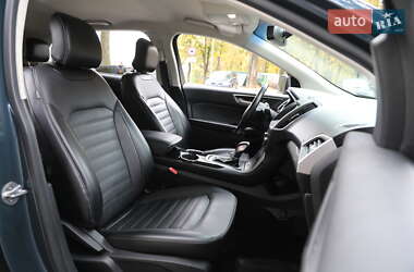 Внедорожник / Кроссовер Ford Edge 2016 в 