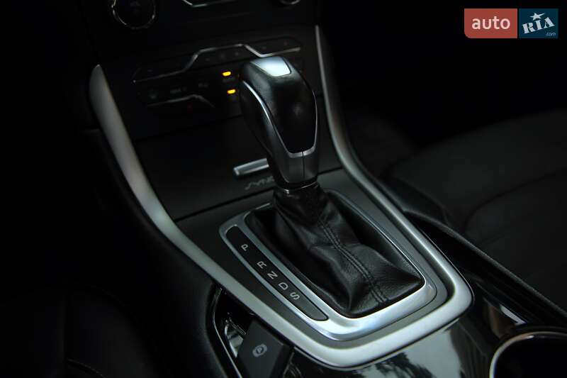 Внедорожник / Кроссовер Ford Edge 2016 в Харькове
