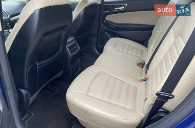 Внедорожник / Кроссовер Ford Edge 2015 в 