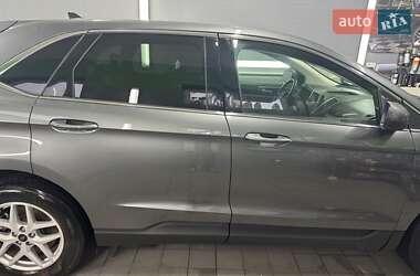 Внедорожник / Кроссовер Ford Edge 2022 в 