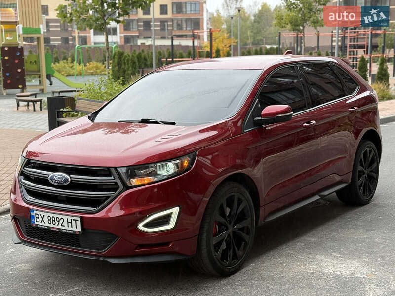 Позашляховик / Кросовер Ford Edge 2016 в Чернігові