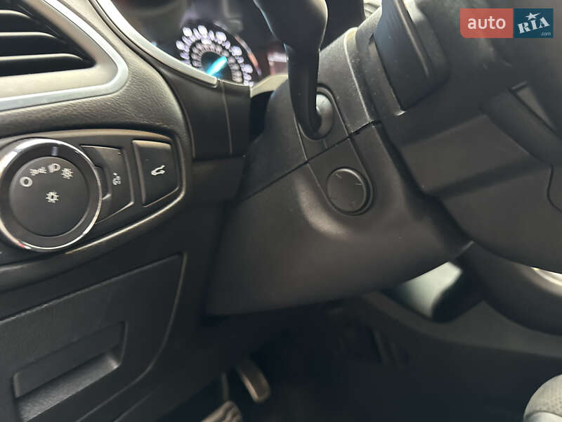 Позашляховик / Кросовер Ford Edge 2016 в Чернігові