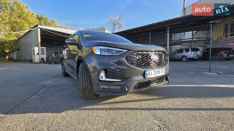 Внедорожник / Кроссовер Ford Edge 2021 в 