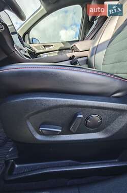 Позашляховик / Кросовер Ford Edge 2022 в  фото 11 Позашляховик / Кросовер Ford Edge 2022 в