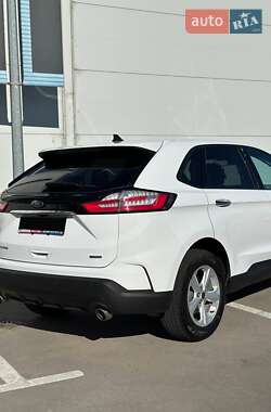 Внедорожник / Кроссовер Ford Edge 2020 в 