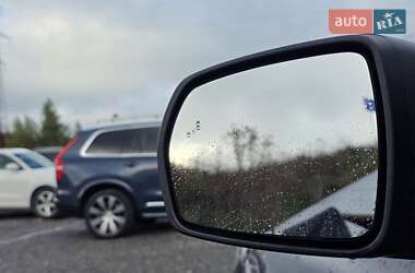 Позашляховик / Кросовер Ford Edge 2021 в 