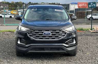 Позашляховик / Кросовер Ford Edge 2019 в 