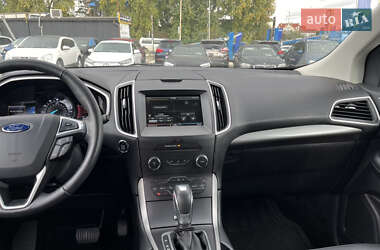 Внедорожник / Кроссовер Ford Edge 2015 в 