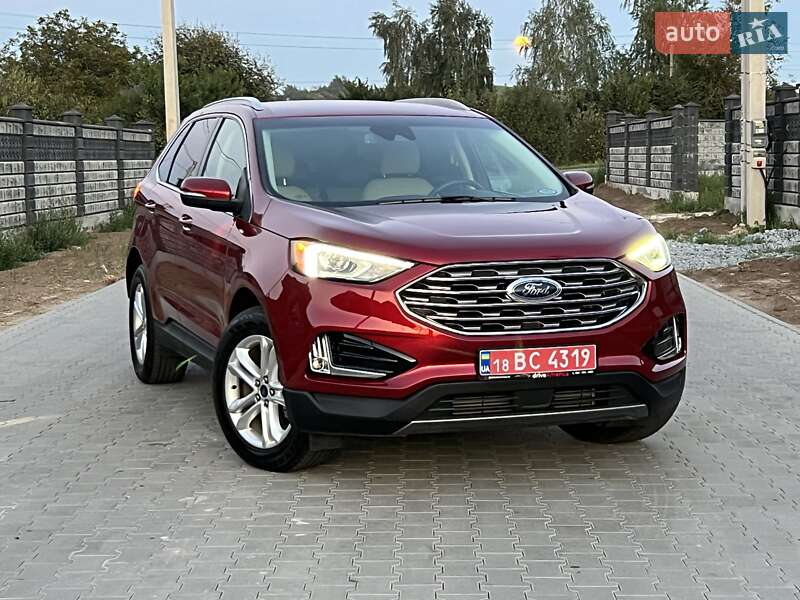 Позашляховик / Кросовер Ford Edge 2019 в Рівному