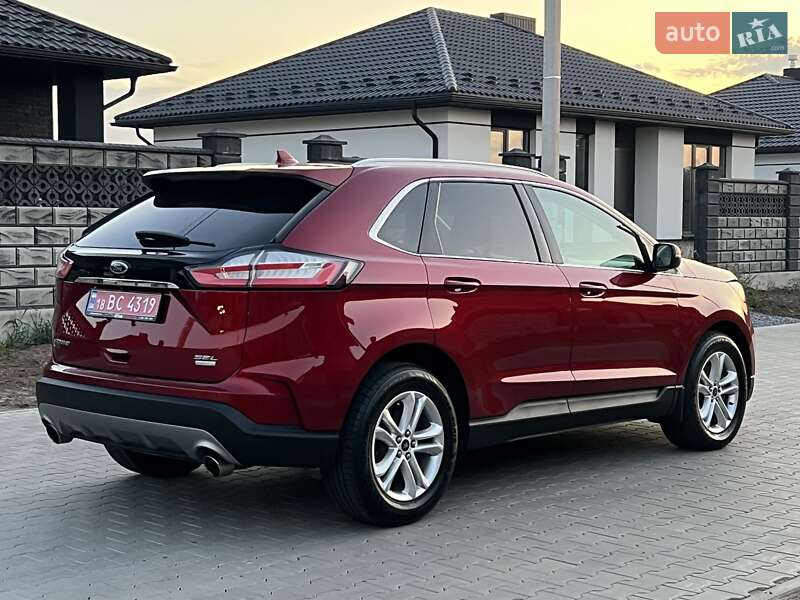 Позашляховик / Кросовер Ford Edge 2019 в Рівному