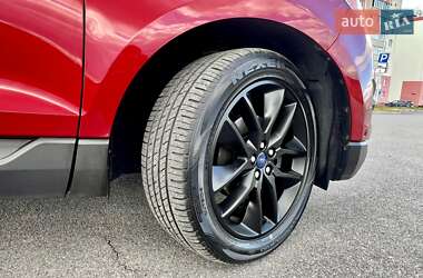 Позашляховик / Кросовер Ford Edge 2015 в 
