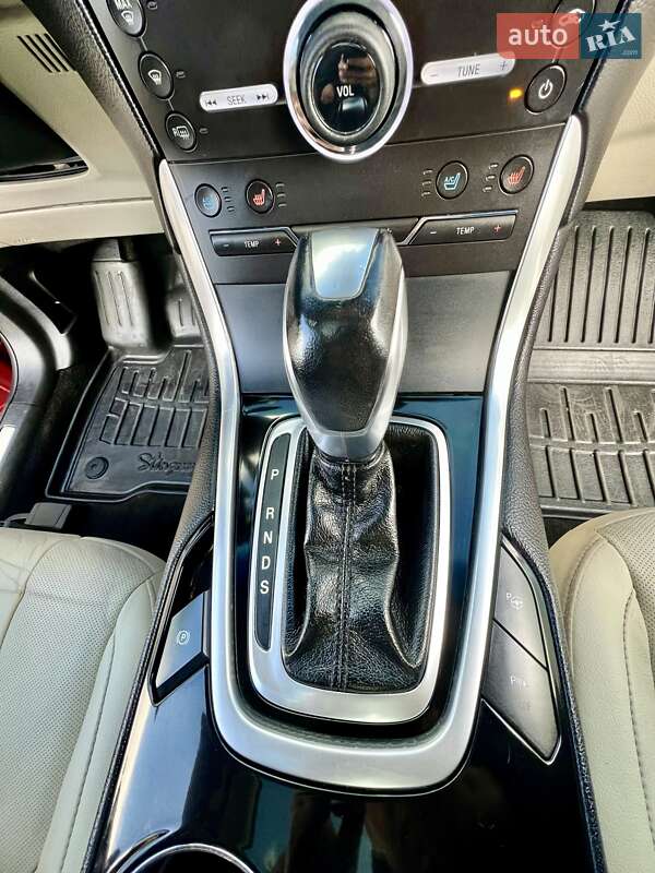 Внедорожник / Кроссовер Ford Edge 2015 в Виннице
