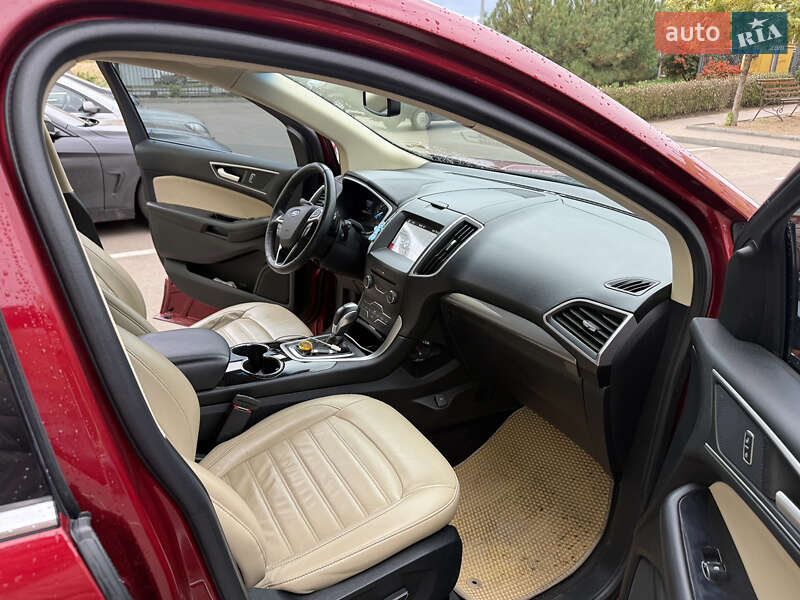 Внедорожник / Кроссовер Ford Edge 2016 в Николаеве
